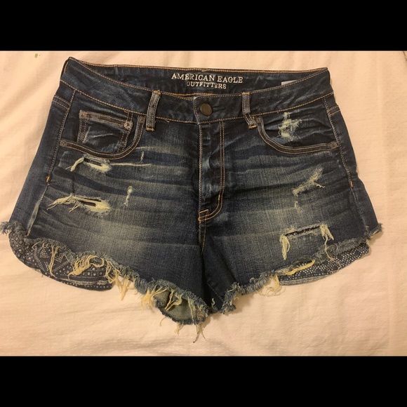 American Eagle high rise festival shorts - Picture 1 of 3